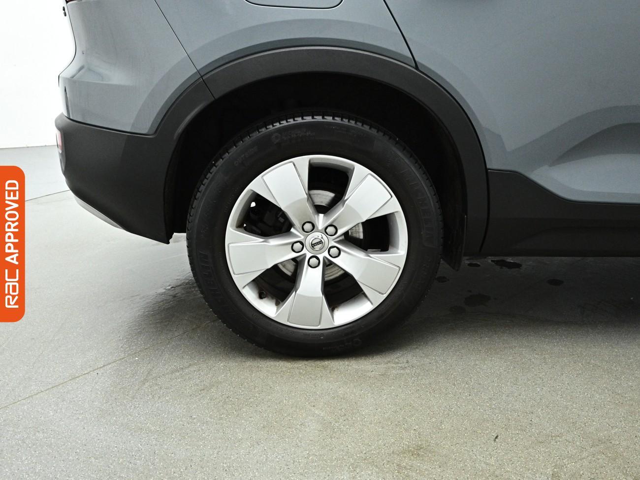 Volvo XC40 view 26