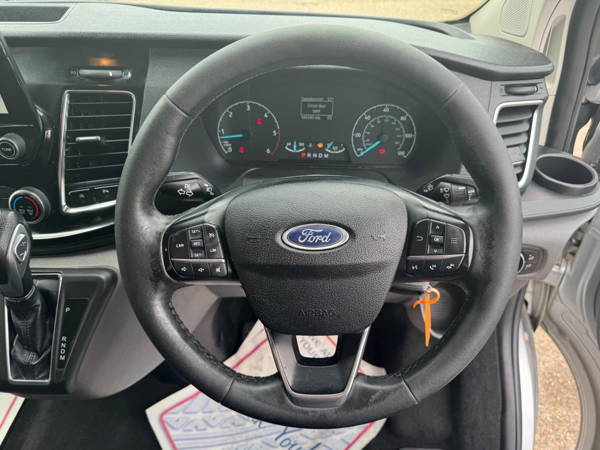 Ford Transit Custom view 40