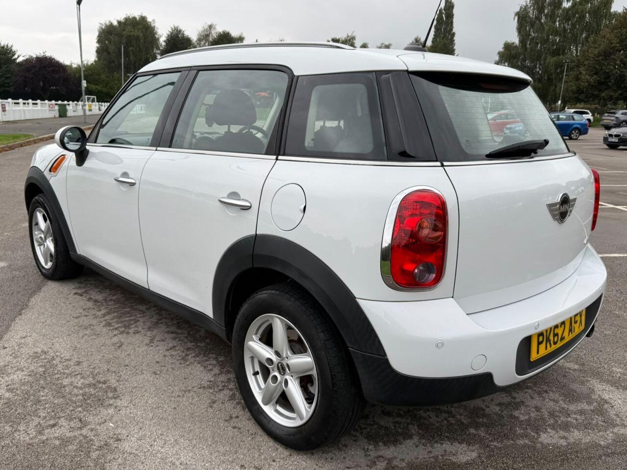 Mini Countryman view 11