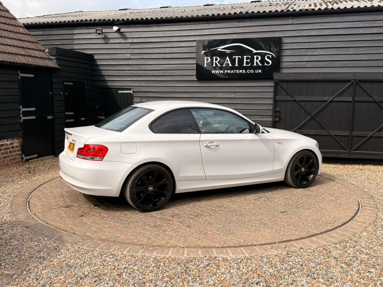 BMW 1 Series view 7