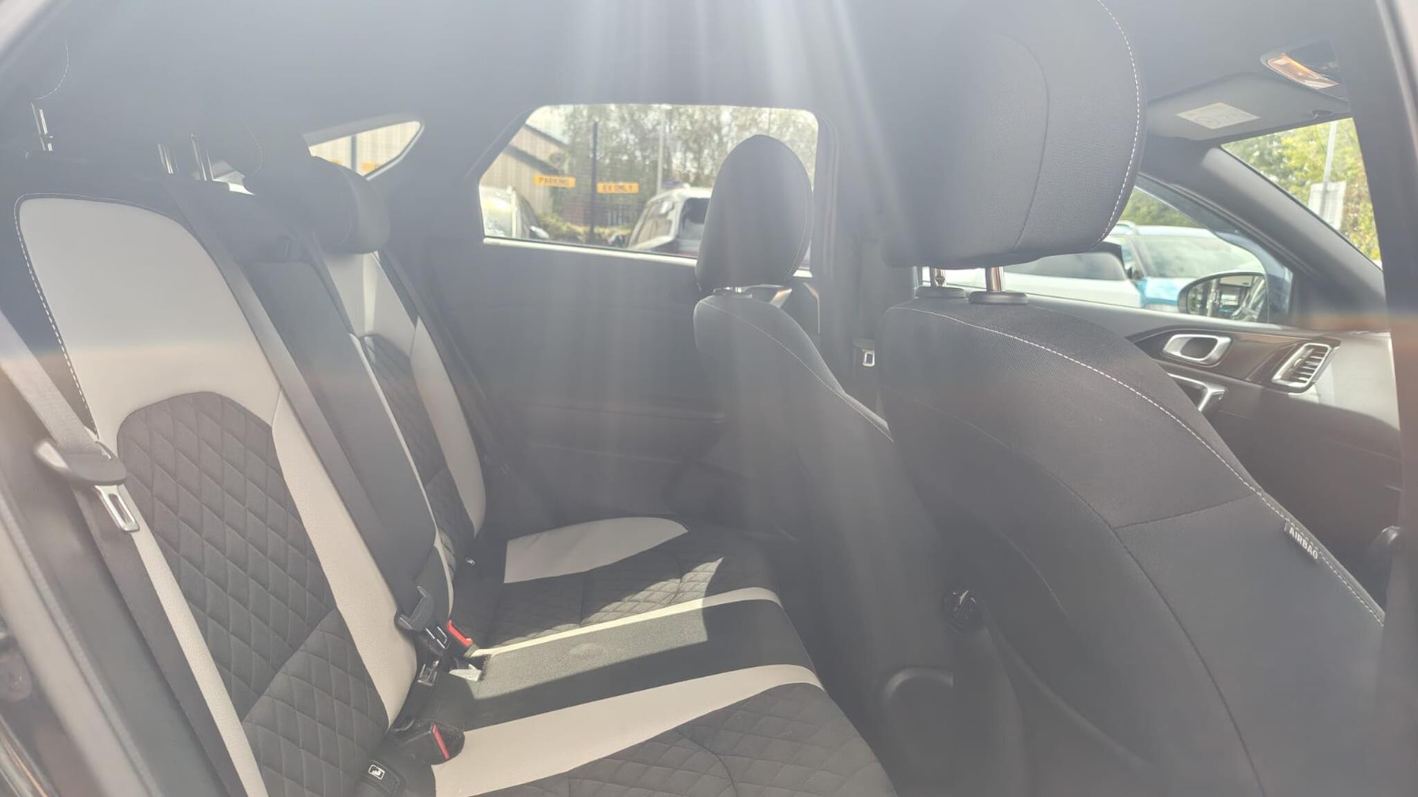 Kia Proceed view 24