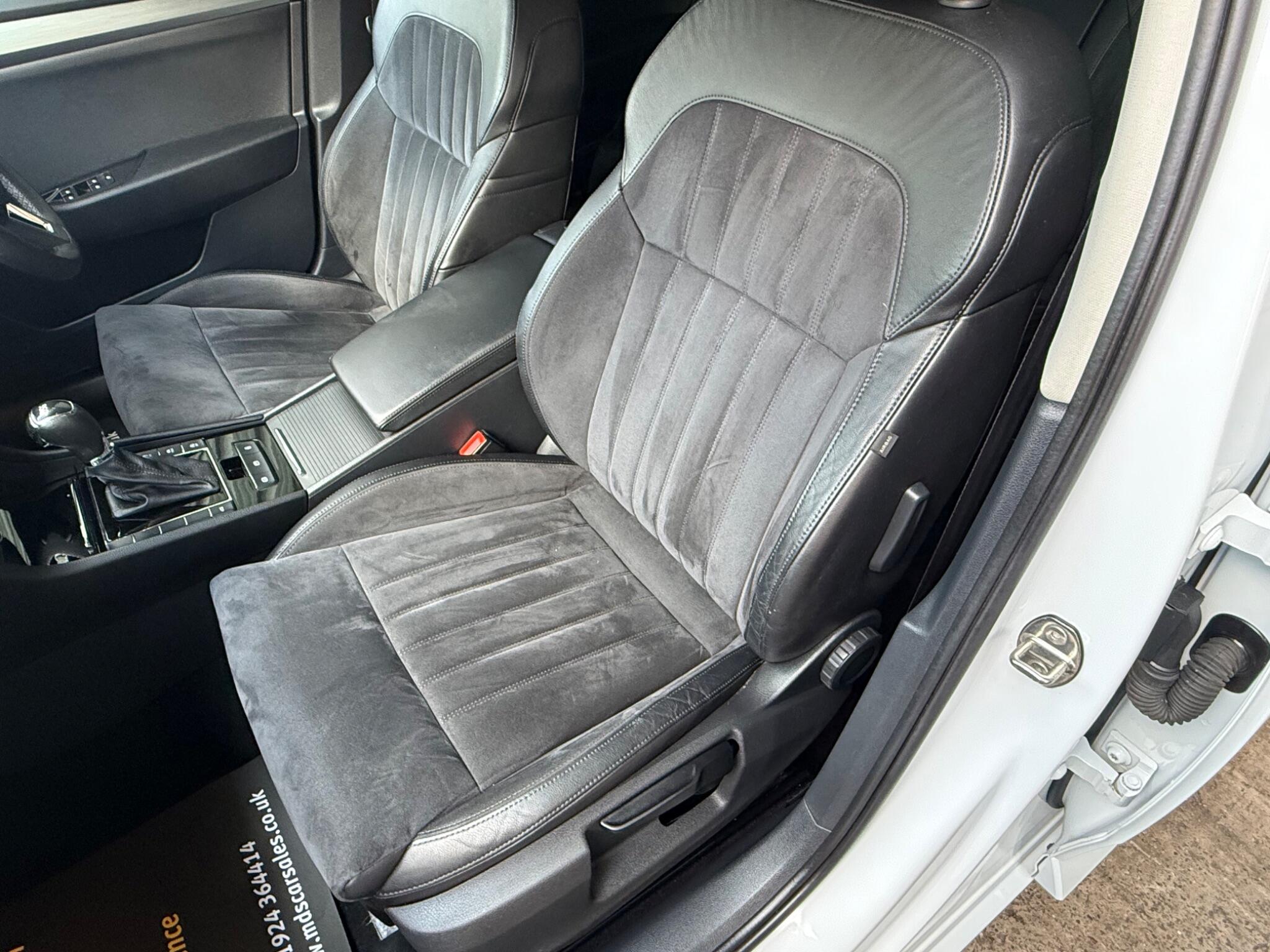 Skoda Superb view 48