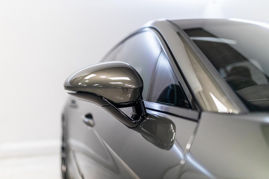Porsche Panamera view 15