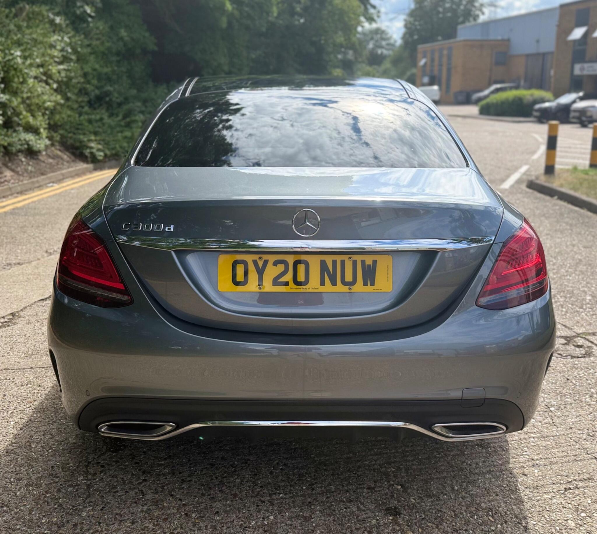 Mercedes-Benz C Class view 8