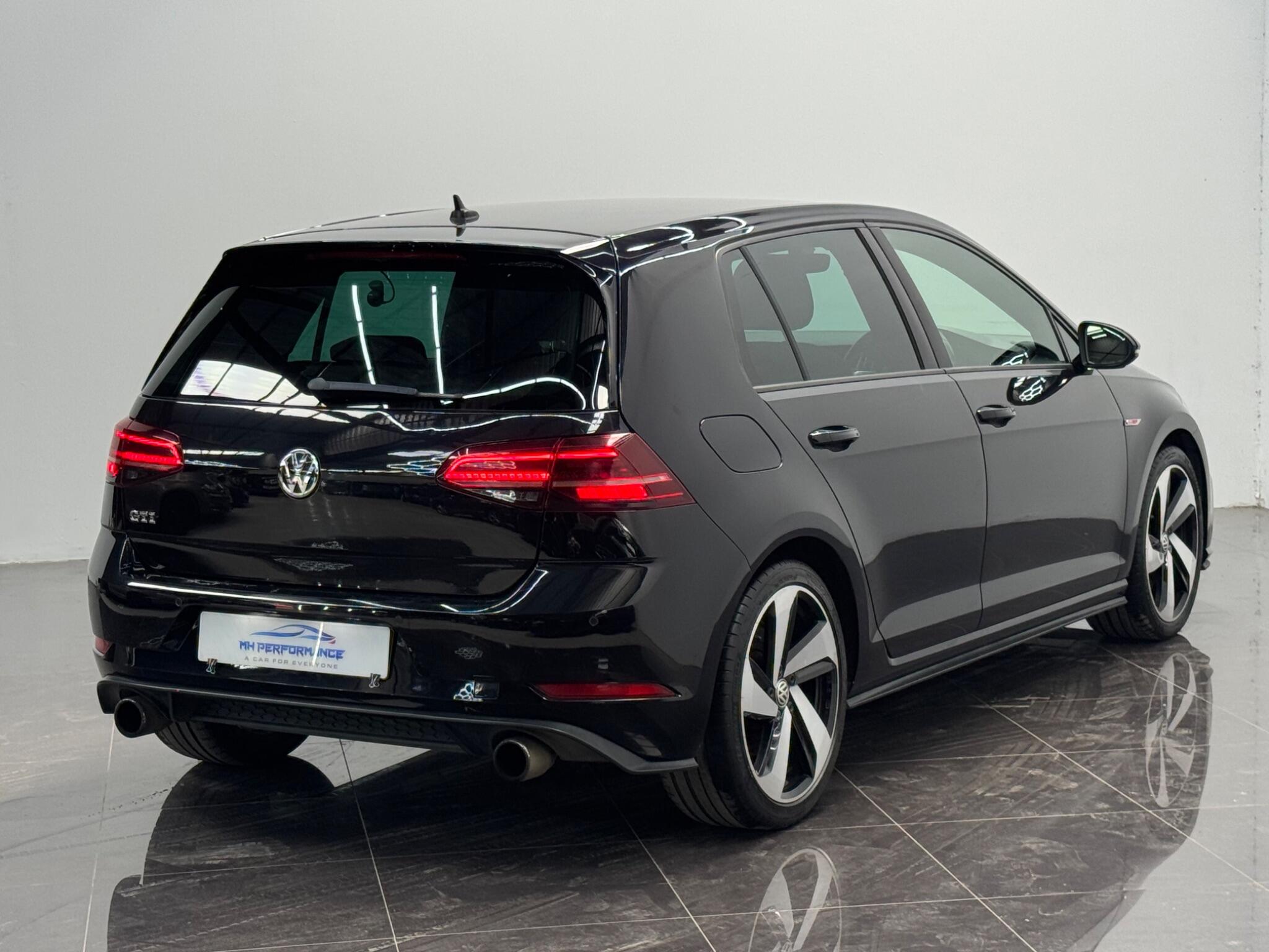 Volkswagen Golf view 57