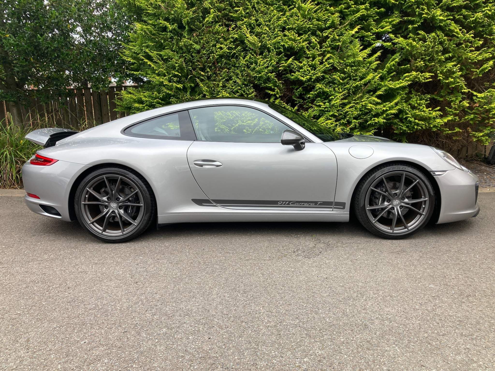 Porsche 911 view 26