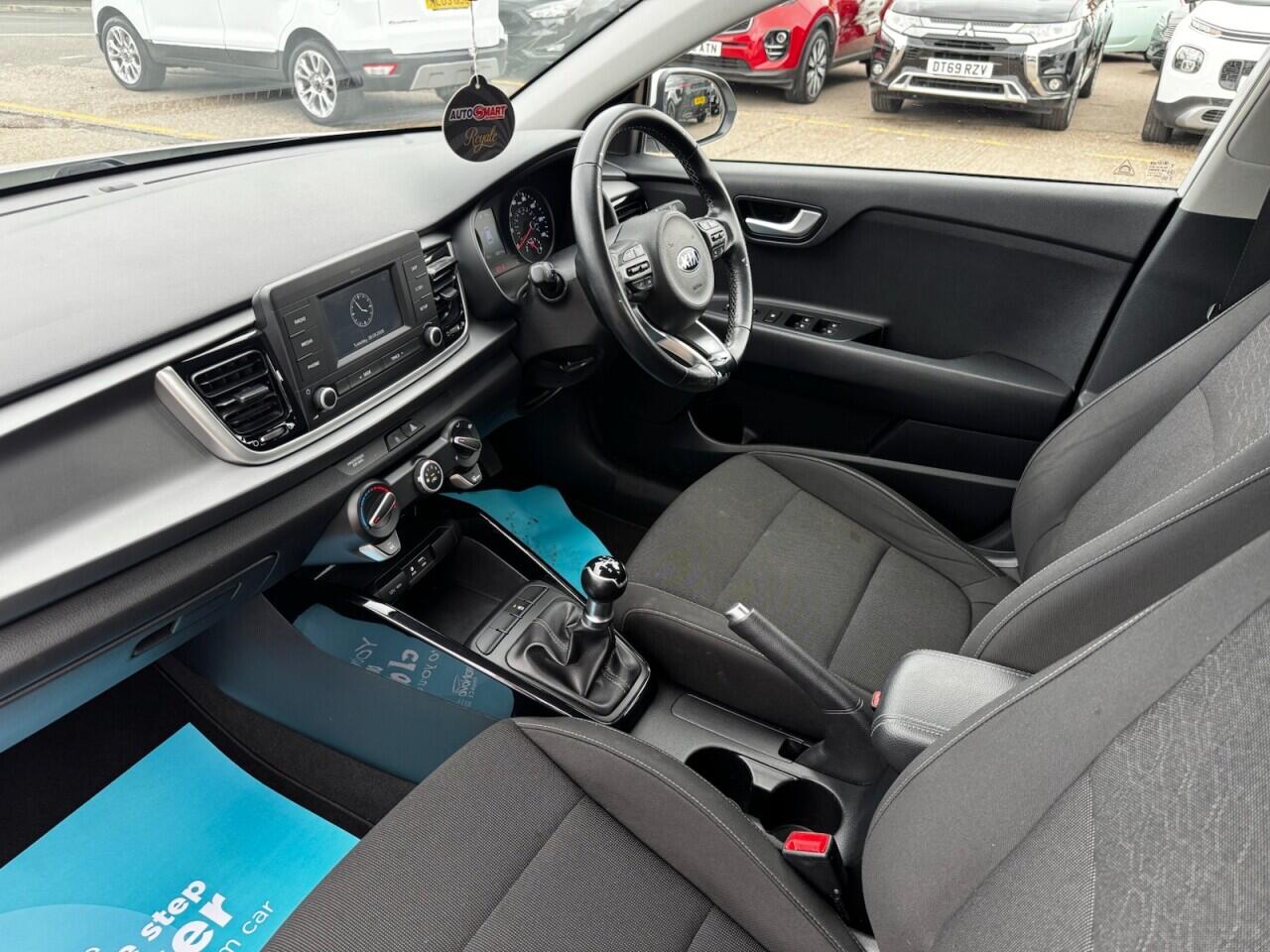 Kia Rio view 3