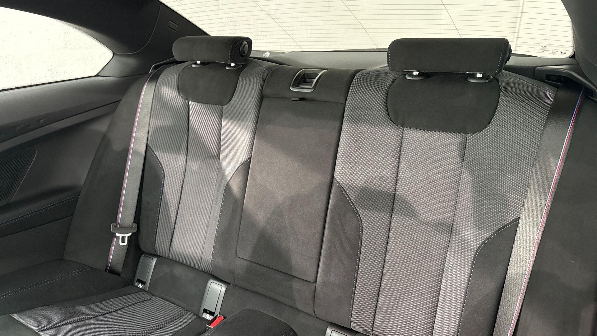 BMW 2 Series view 12
