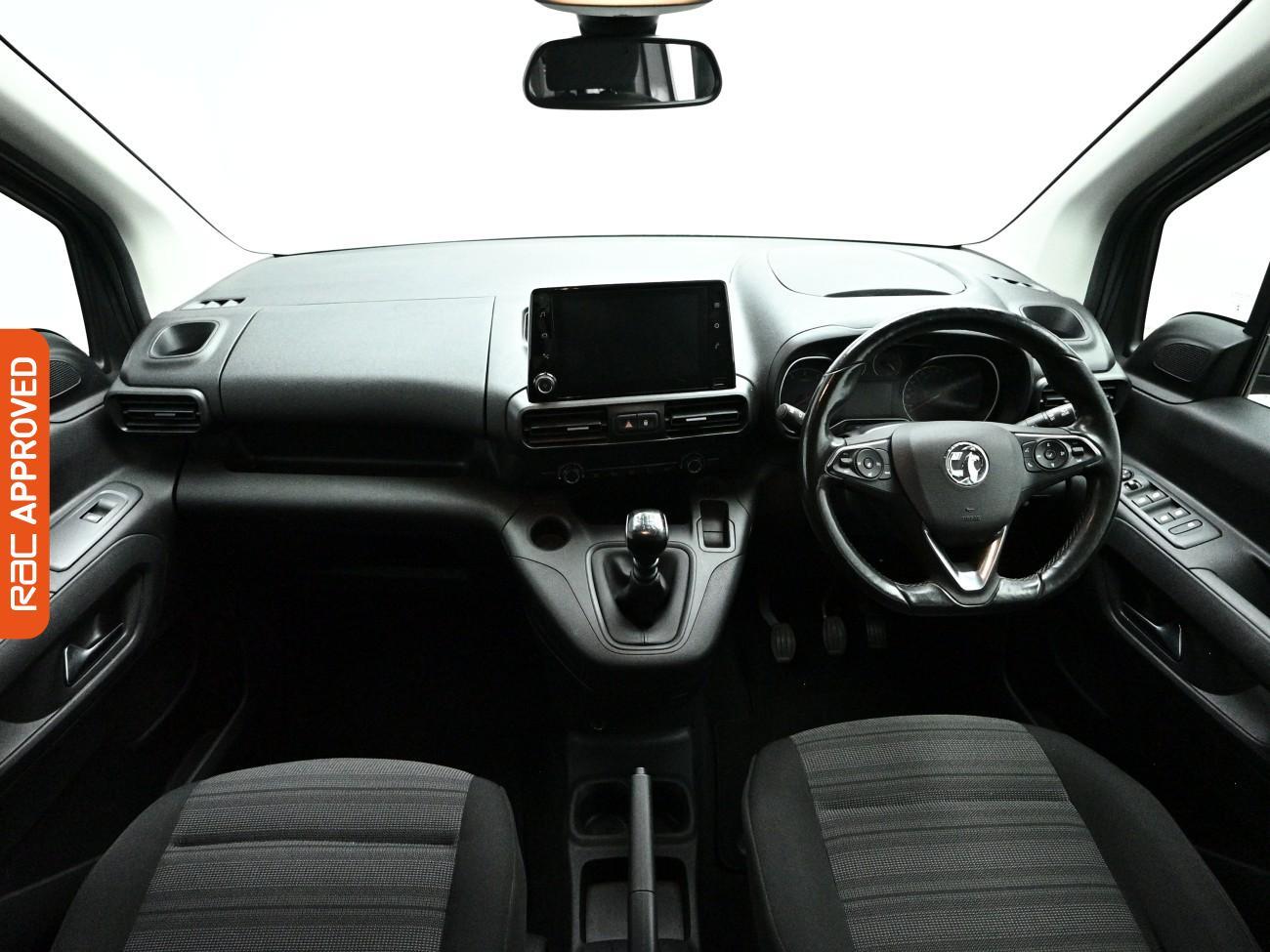 Vauxhall Combo Life view 2