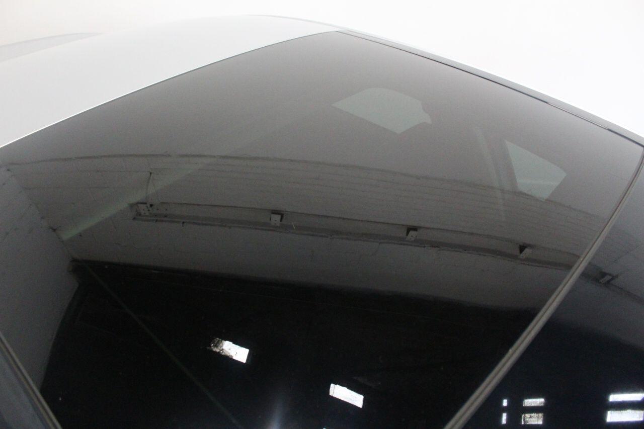 Volkswagen Passat view 29