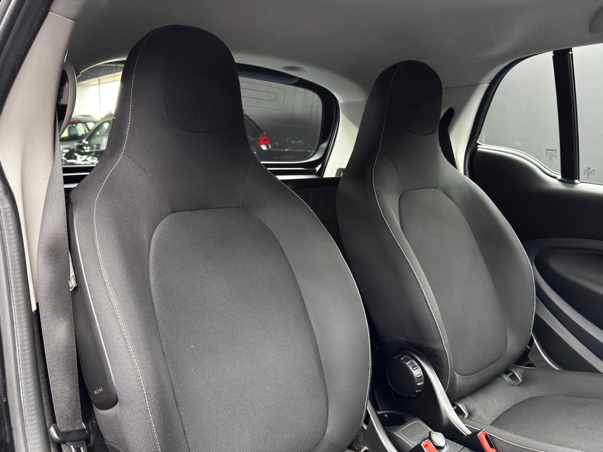 Smart Fortwo view 12