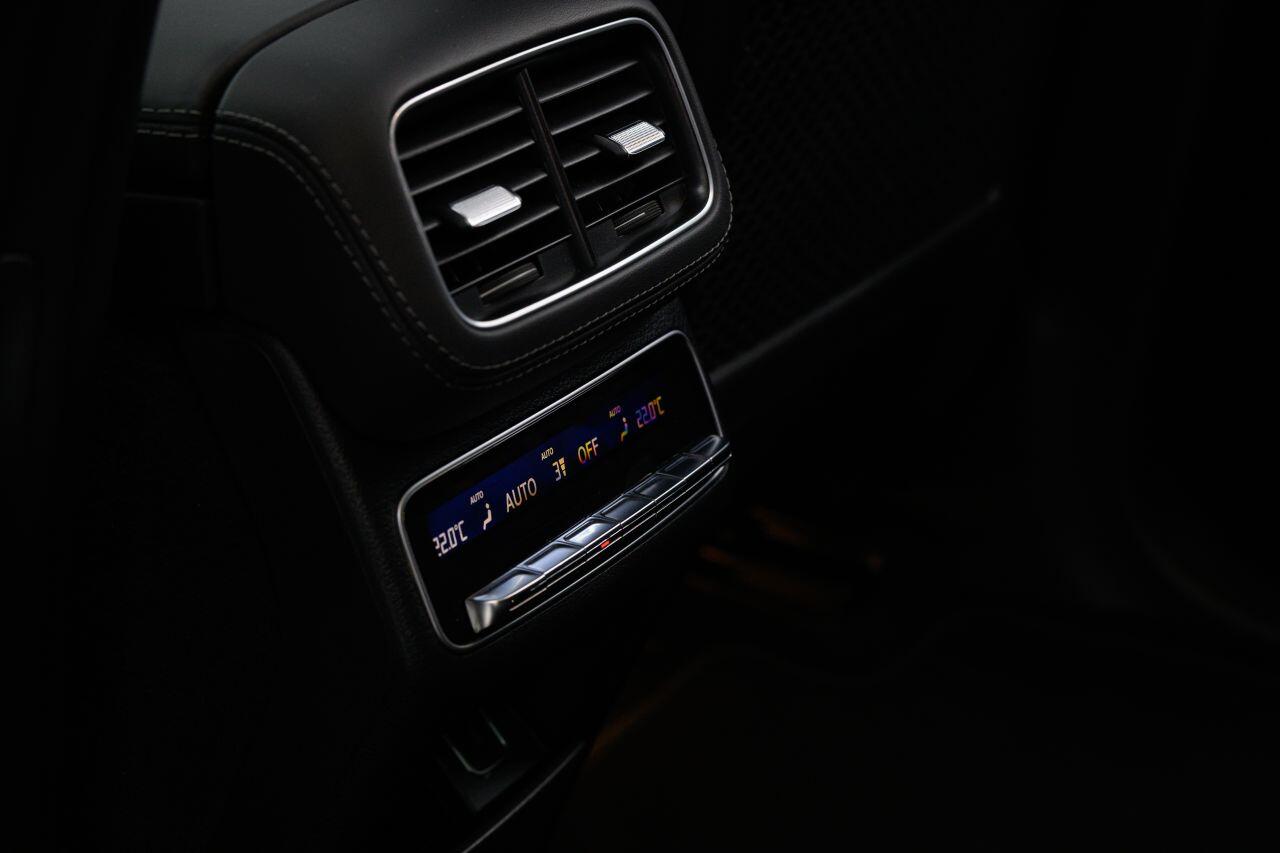 Mercedes-Benz GLE view 25