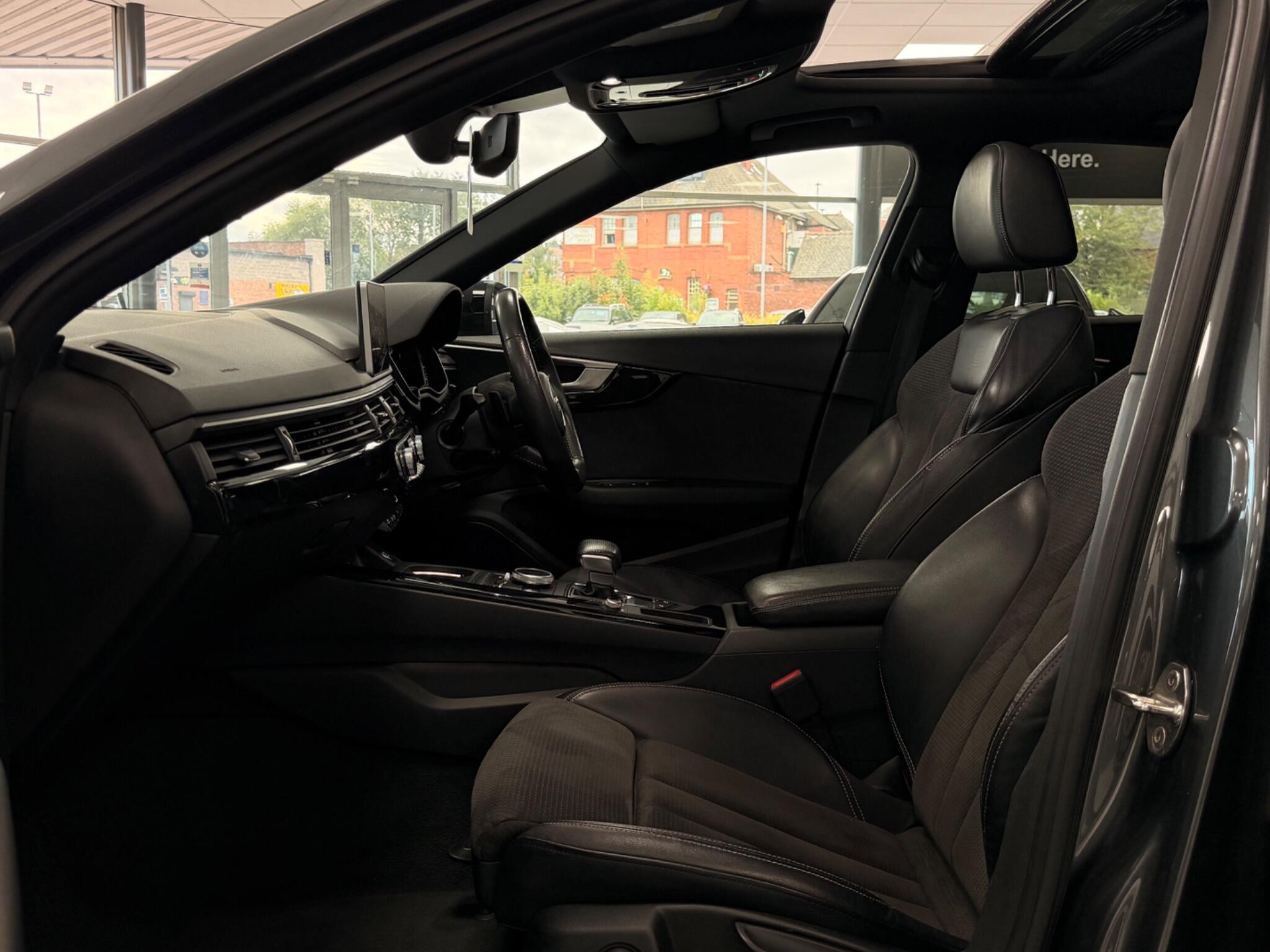 Audi A4 view 40
