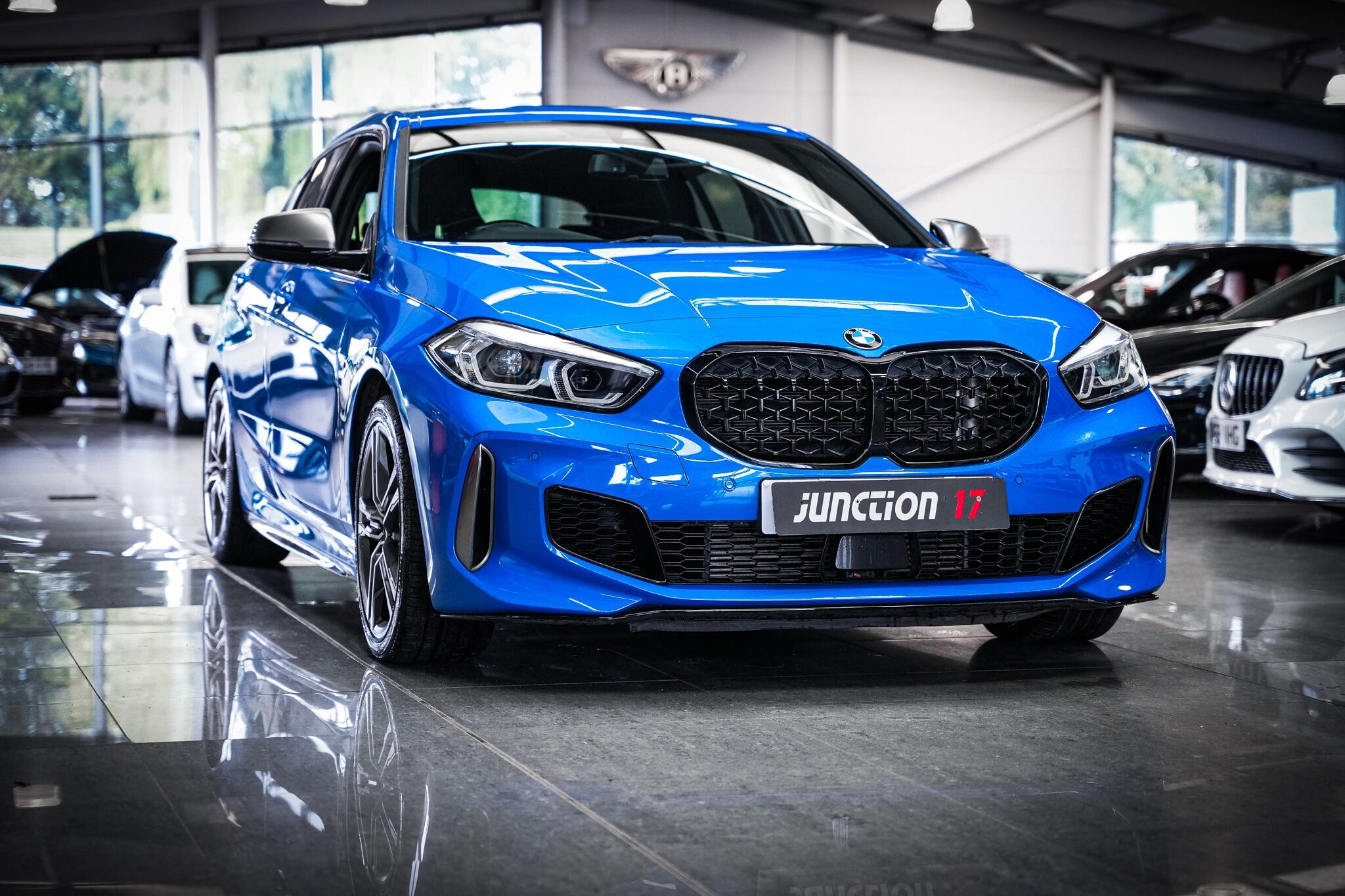 BMW 1 Series view 10