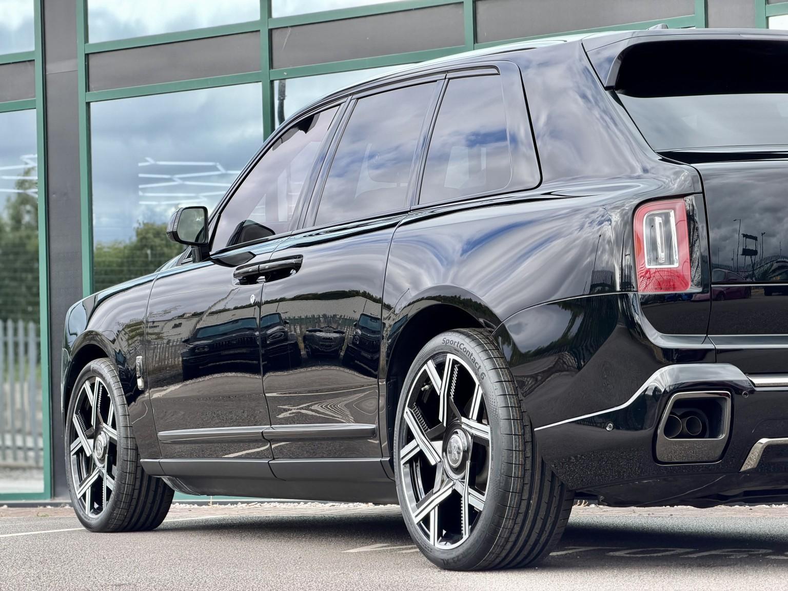 Rolls-Royce Cullinan view 29