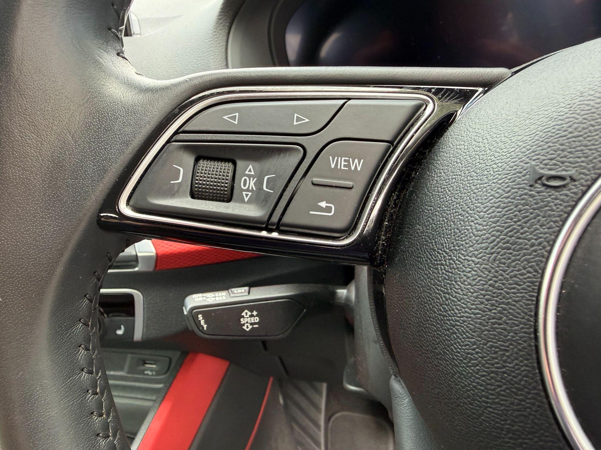 Audi Q2 view 34