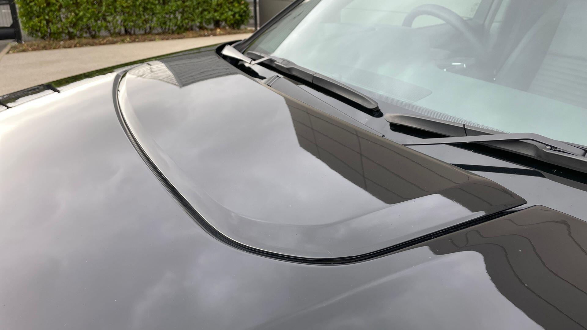 Land Rover Discovery Sport view 20