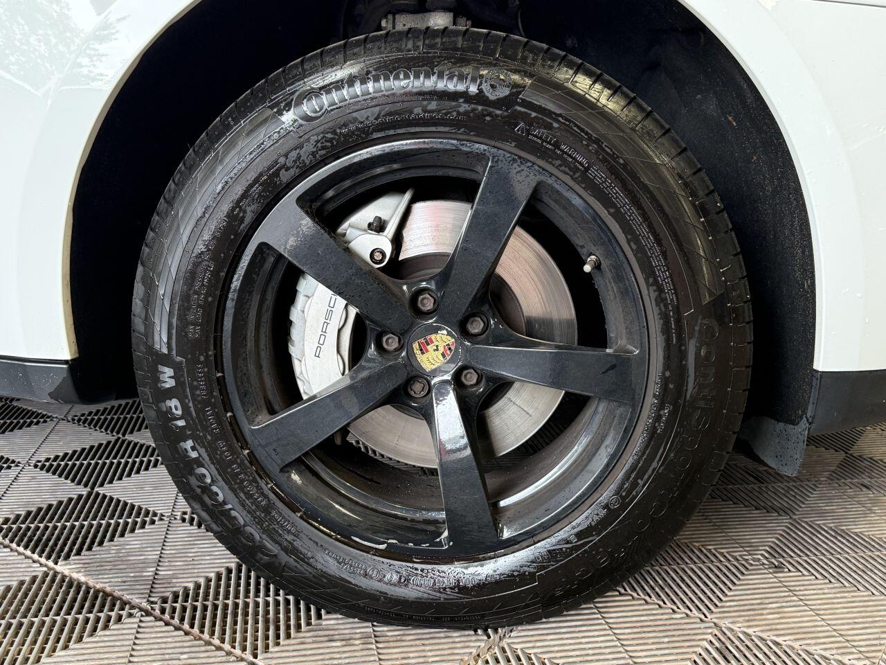 Porsche Macan view 19