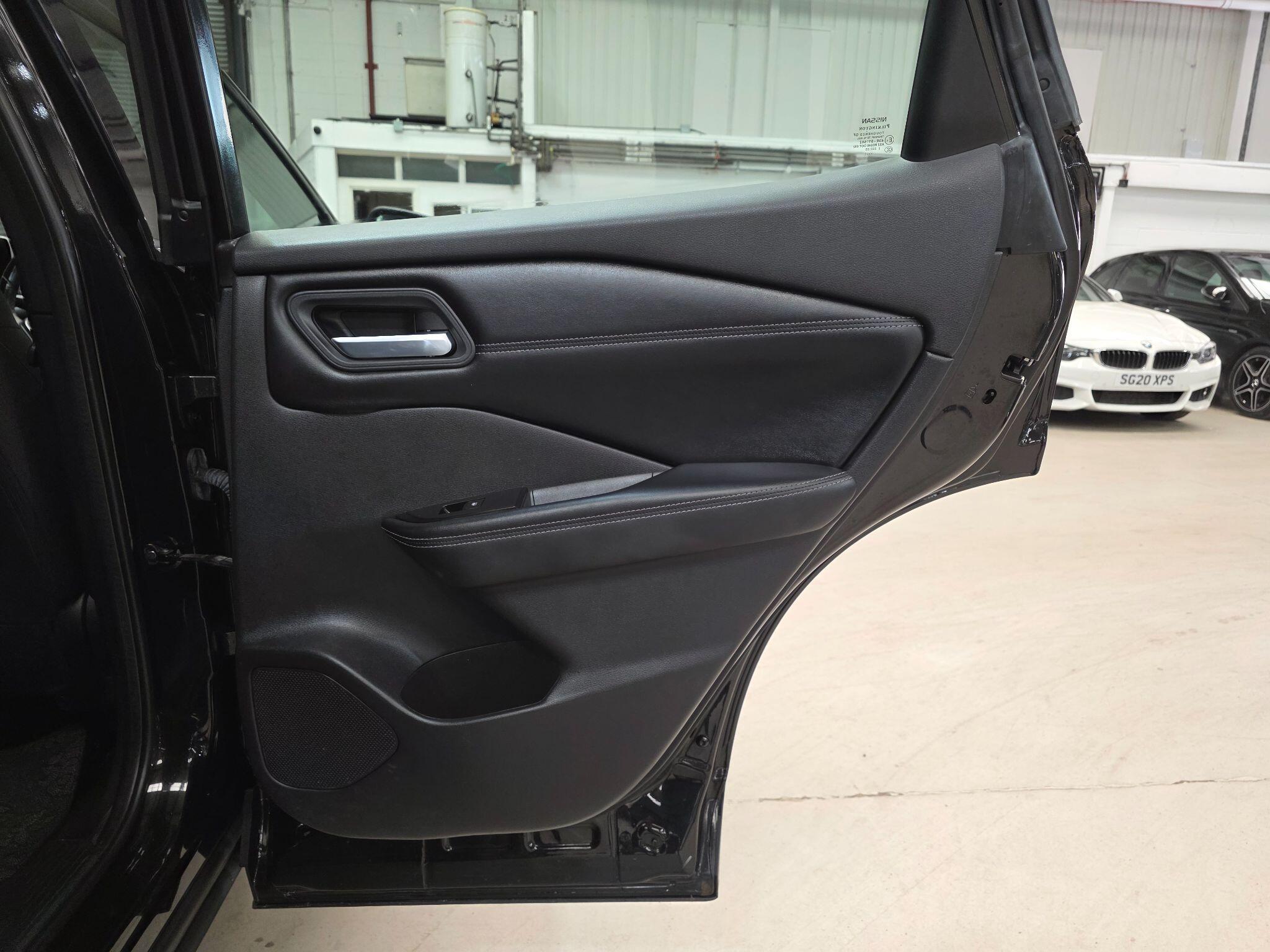 Nissan Qashqai view 18