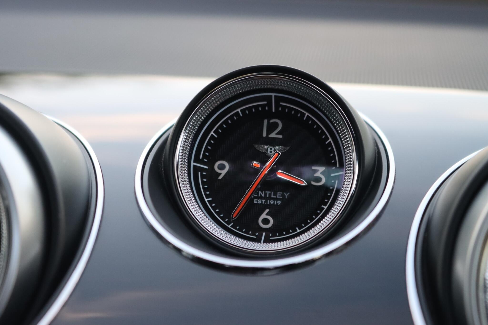 Bentley Bentayga view 66