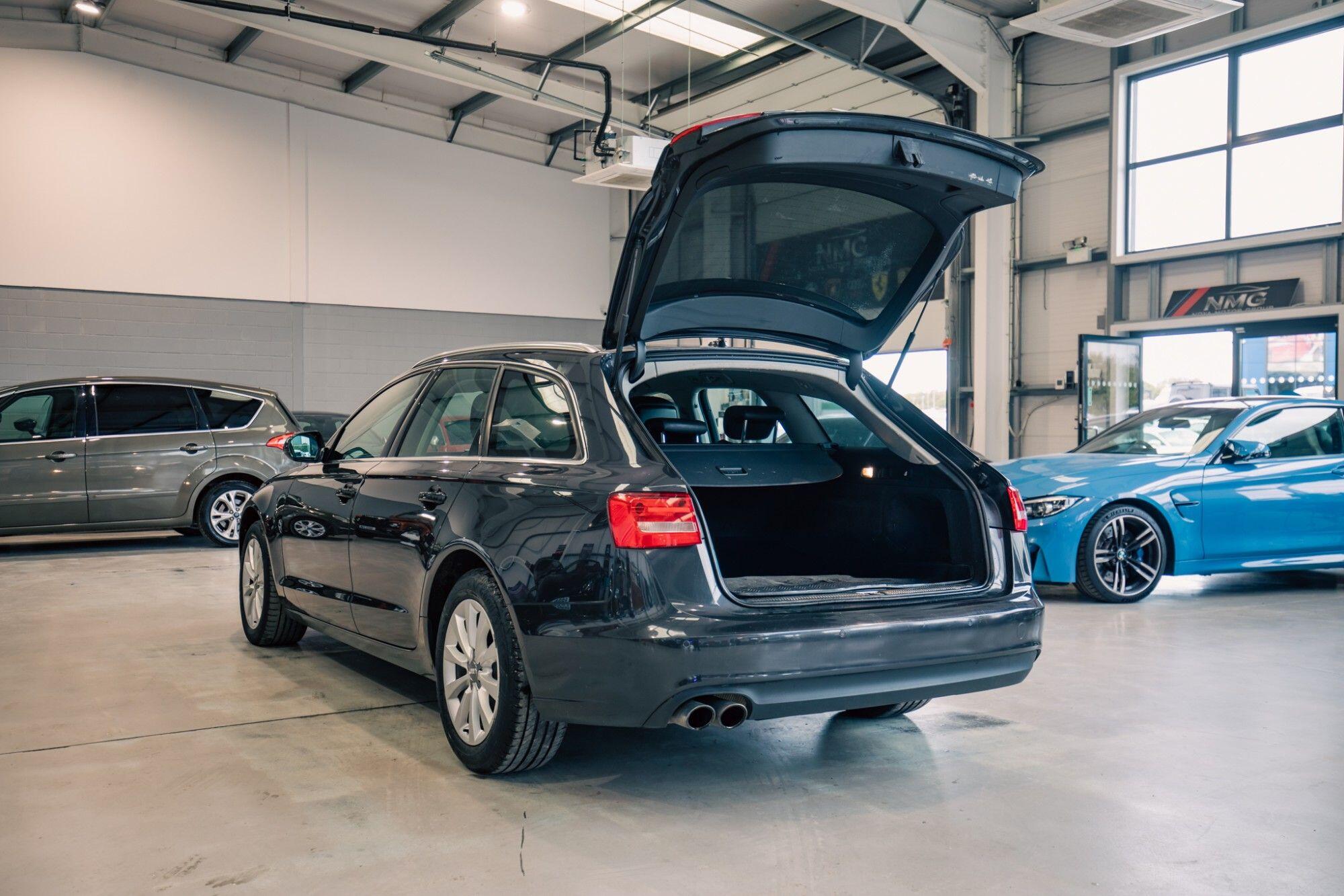 Audi A6 view 30