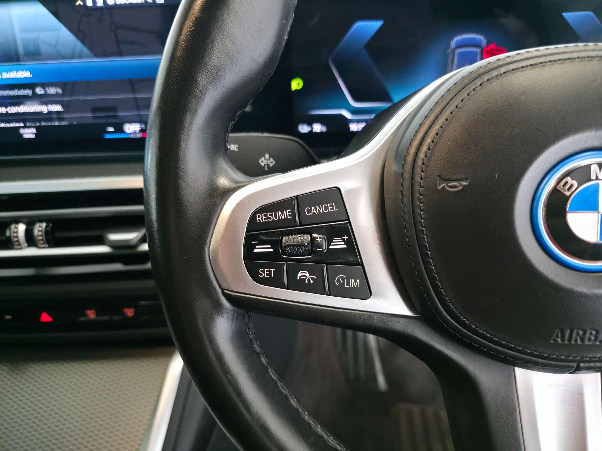 BMW I4 view 30