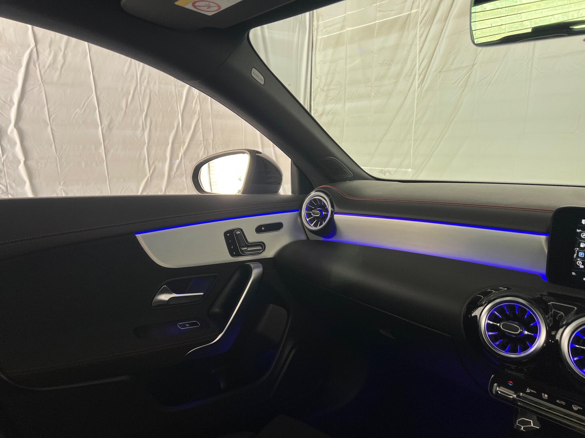 Mercedes-Benz Cla view 23
