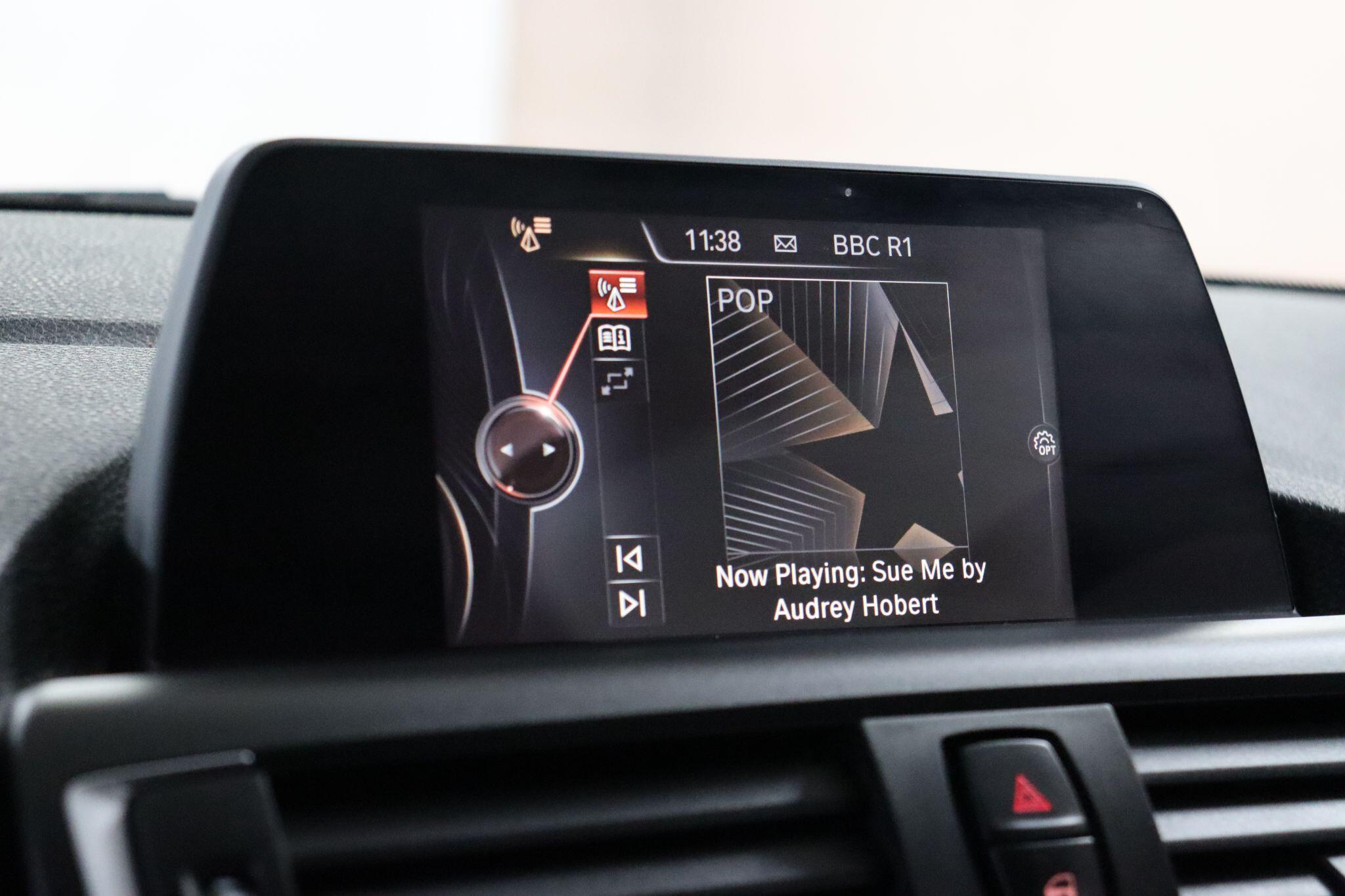 BMW 1 Series view 39