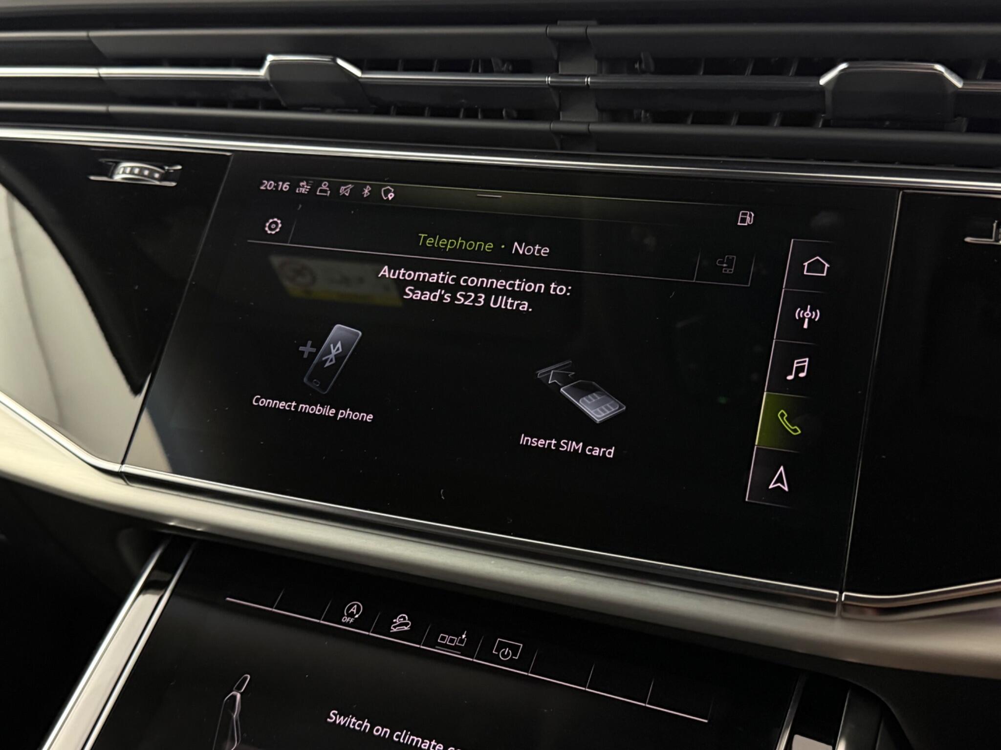 Audi Q7 view 22