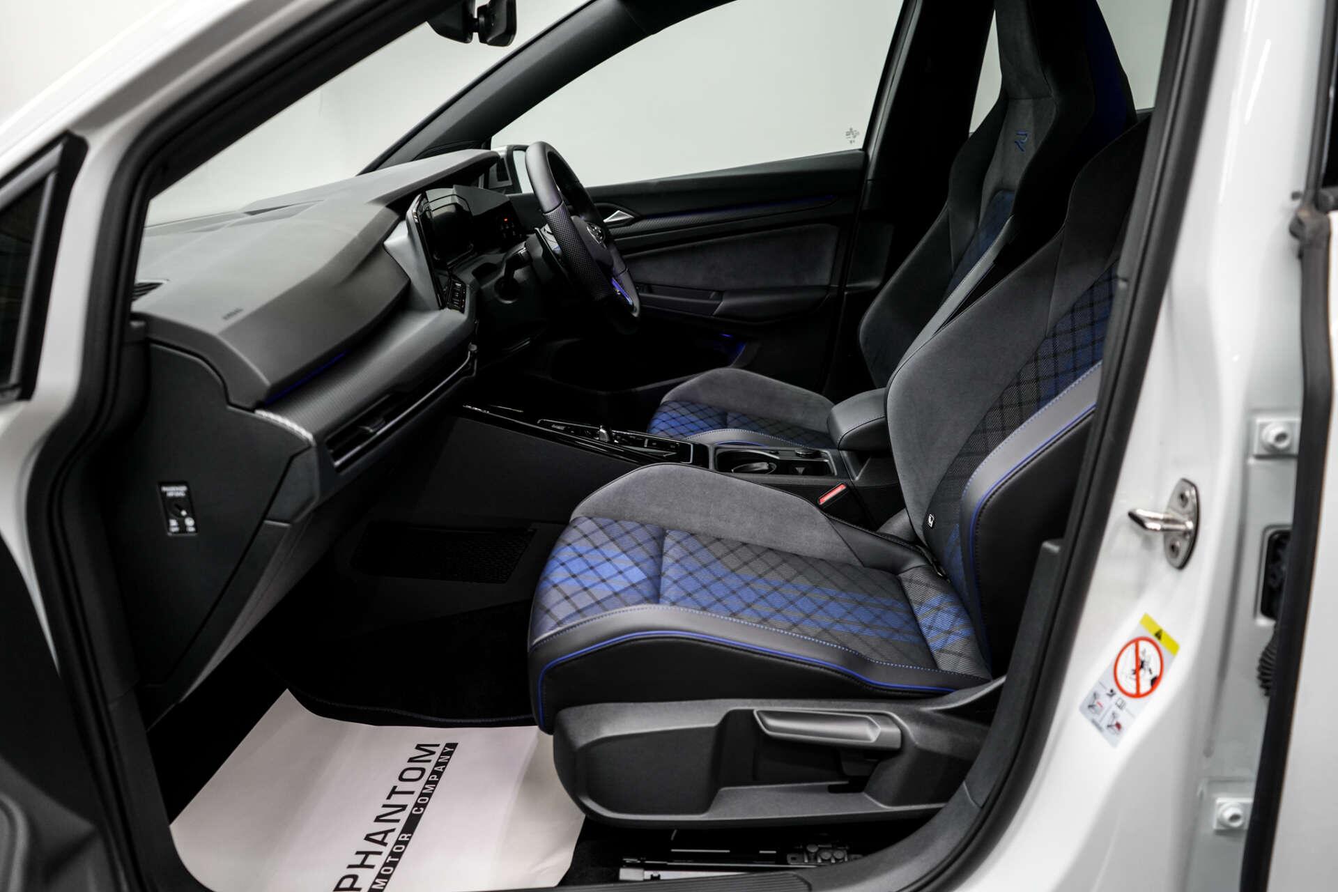 Volkswagen Golf view 22