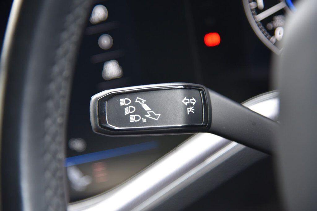 Volkswagen Touareg view 37