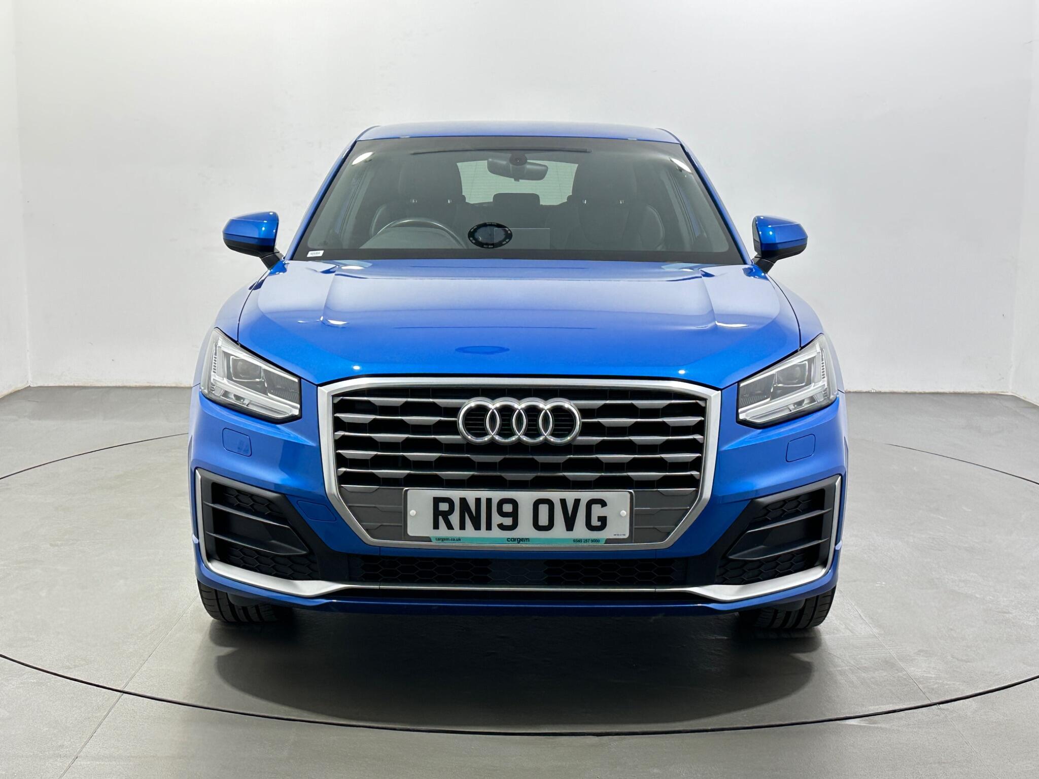 Audi Q2 view 3