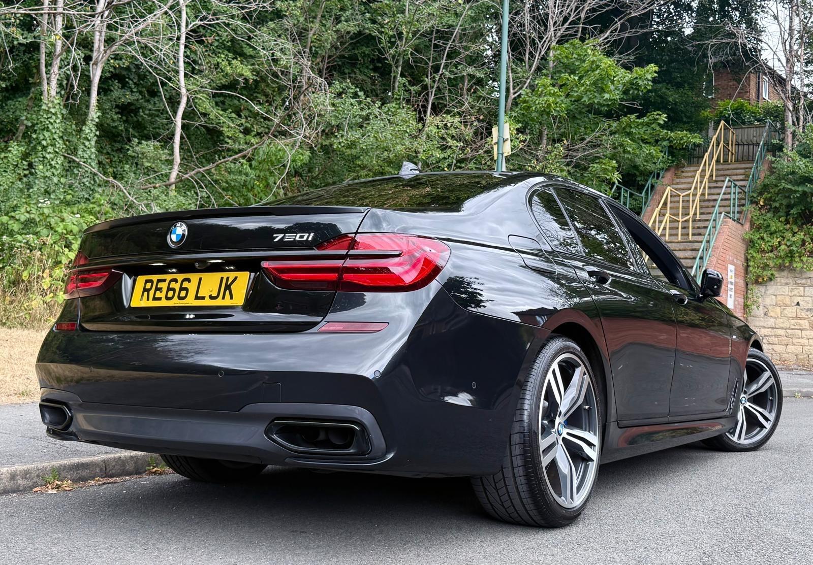 BMW 7 Series view 67