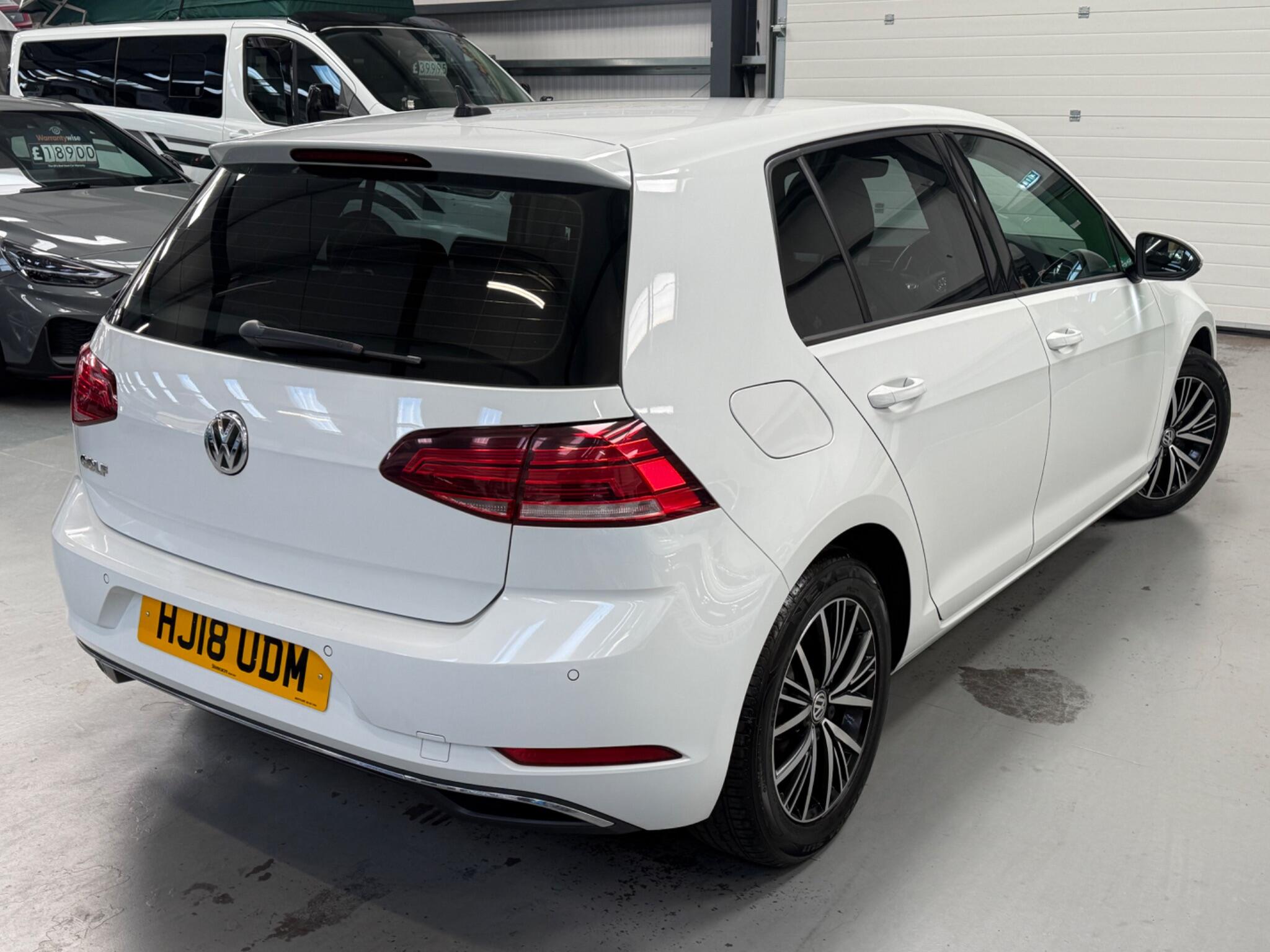 Volkswagen Golf view 15