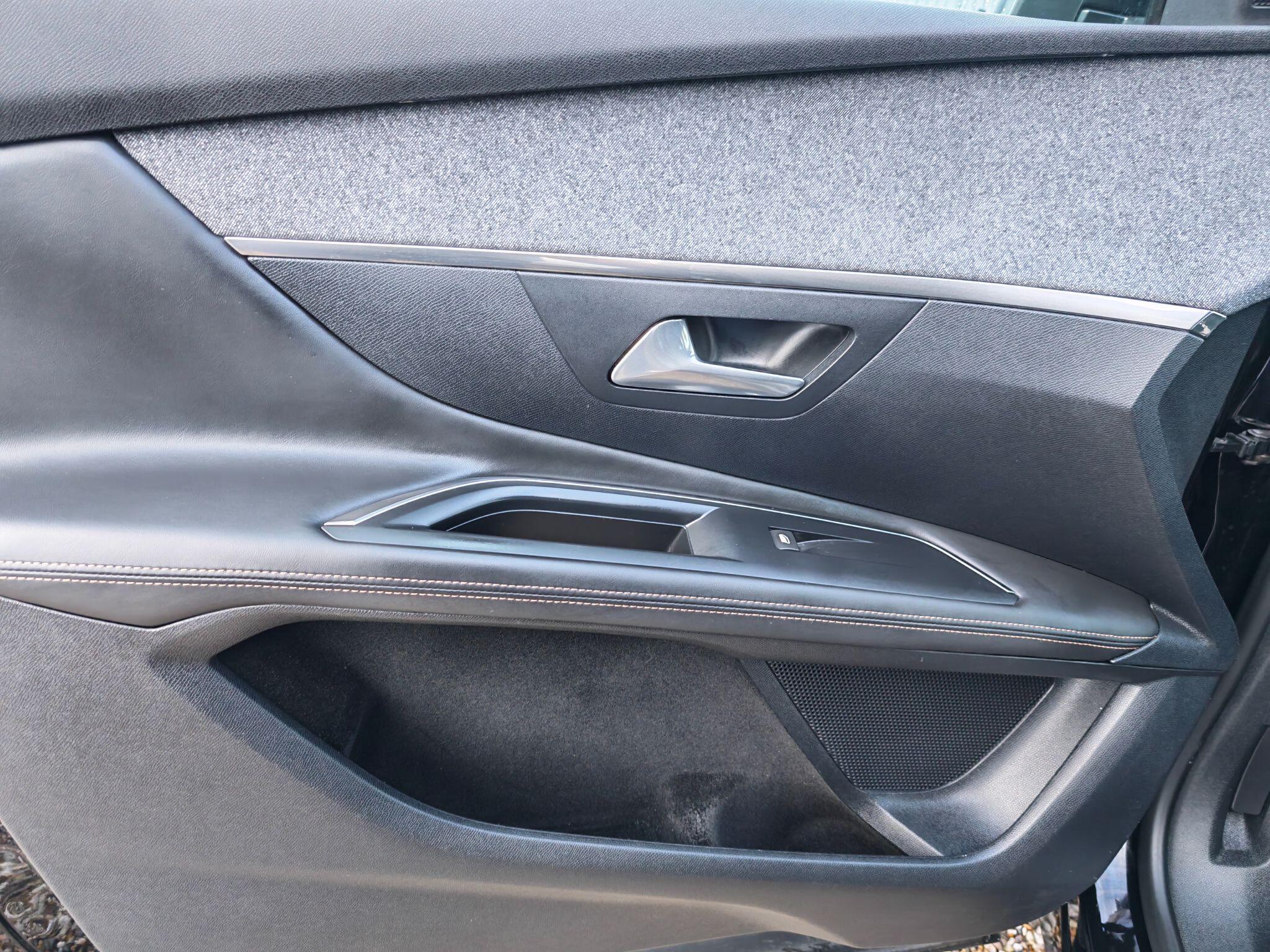Peugeot 3008 view 41