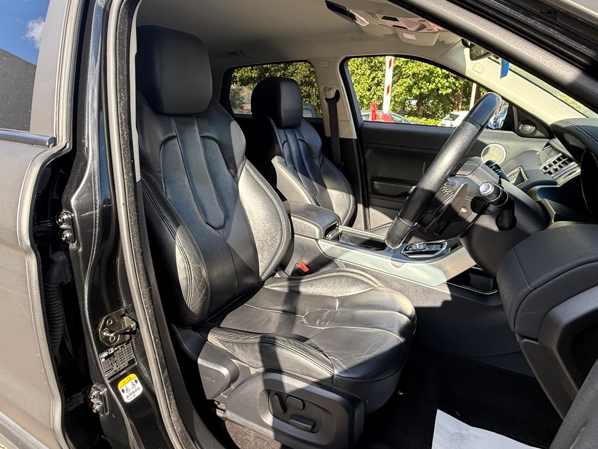 Land Rover Range Rover Evoque - Image 30