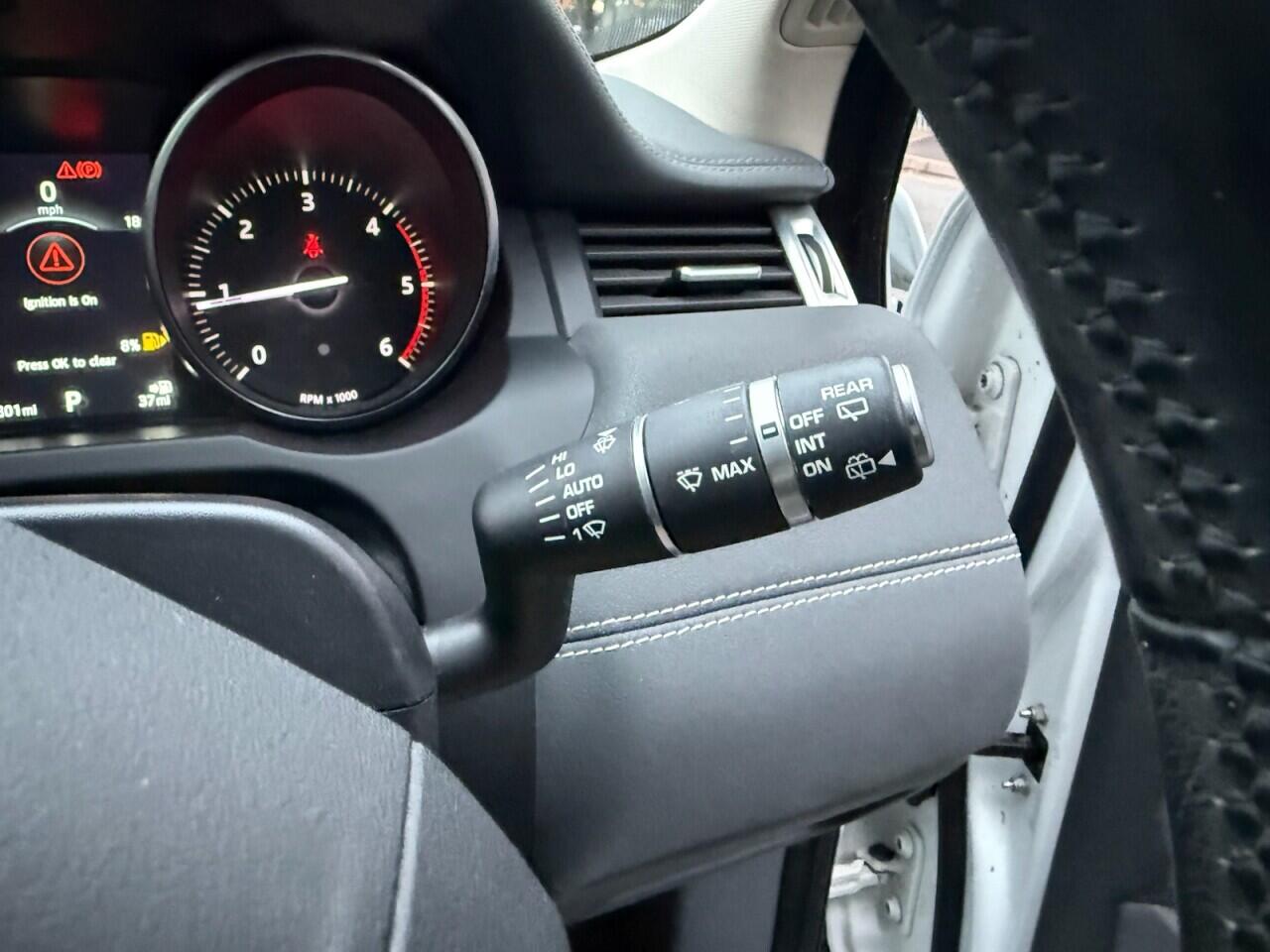 Land Rover Range Rover Evoque view 18