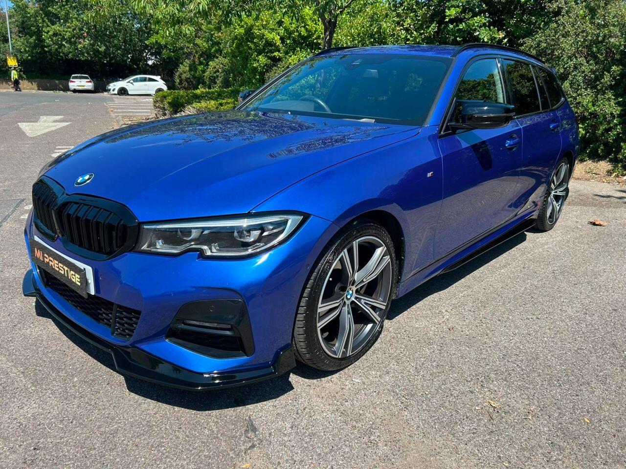 BMW 3 Series view 3