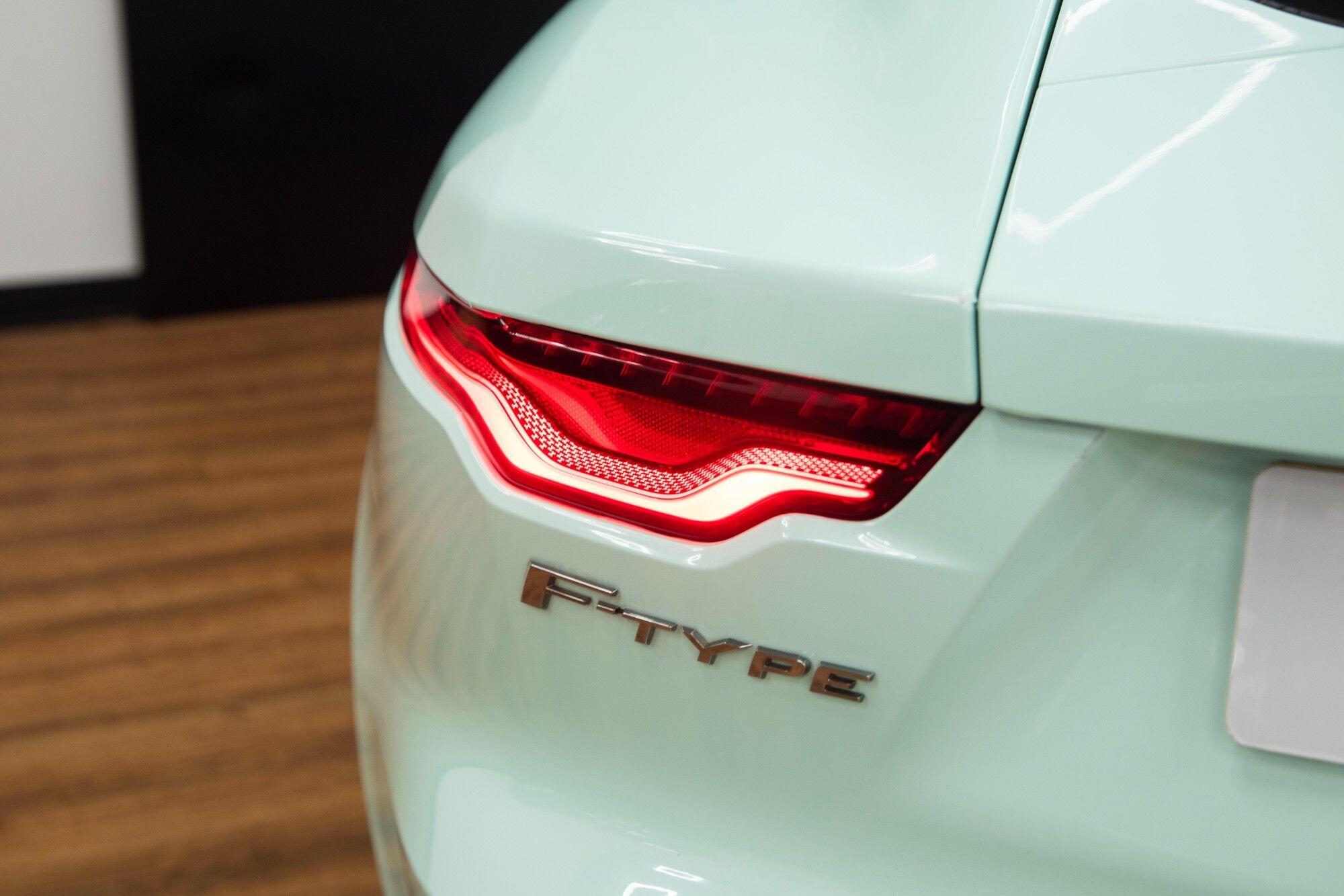 Jaguar F-Type view 22