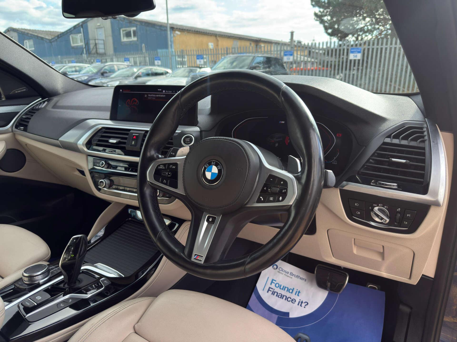 BMW X4 view 23