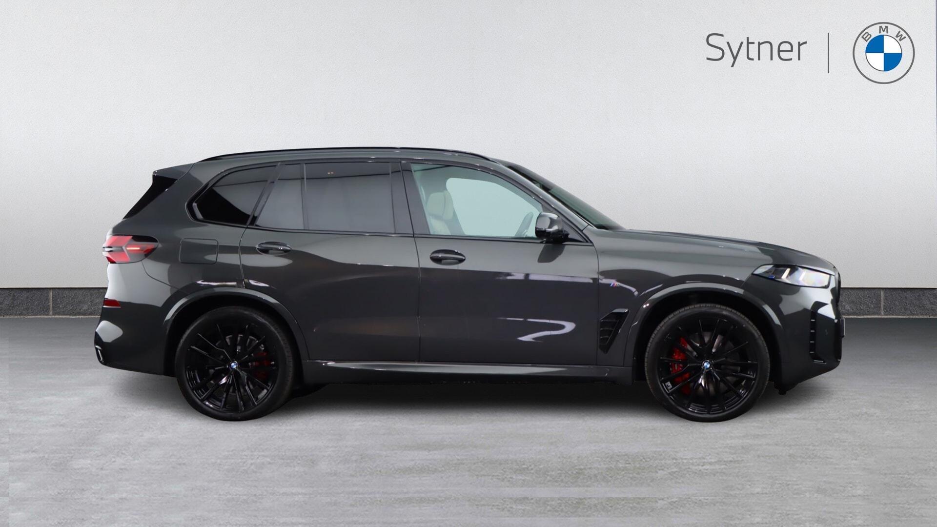BMW X5 view 3