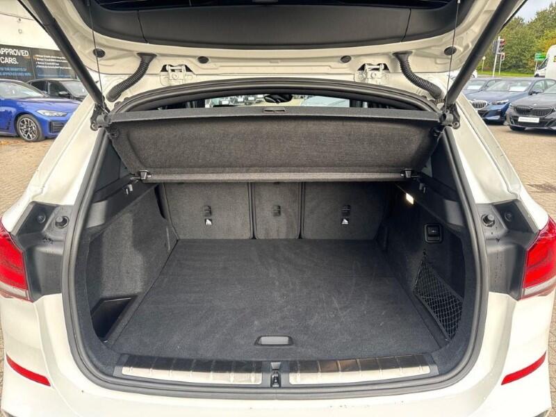 BMW X1 view 13