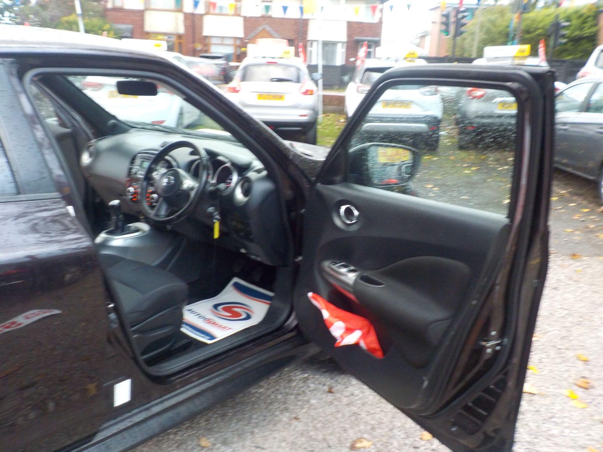 Nissan Juke 1.2 DIG-T Acenta Euro 5 (s/s) 5dr Euro 5