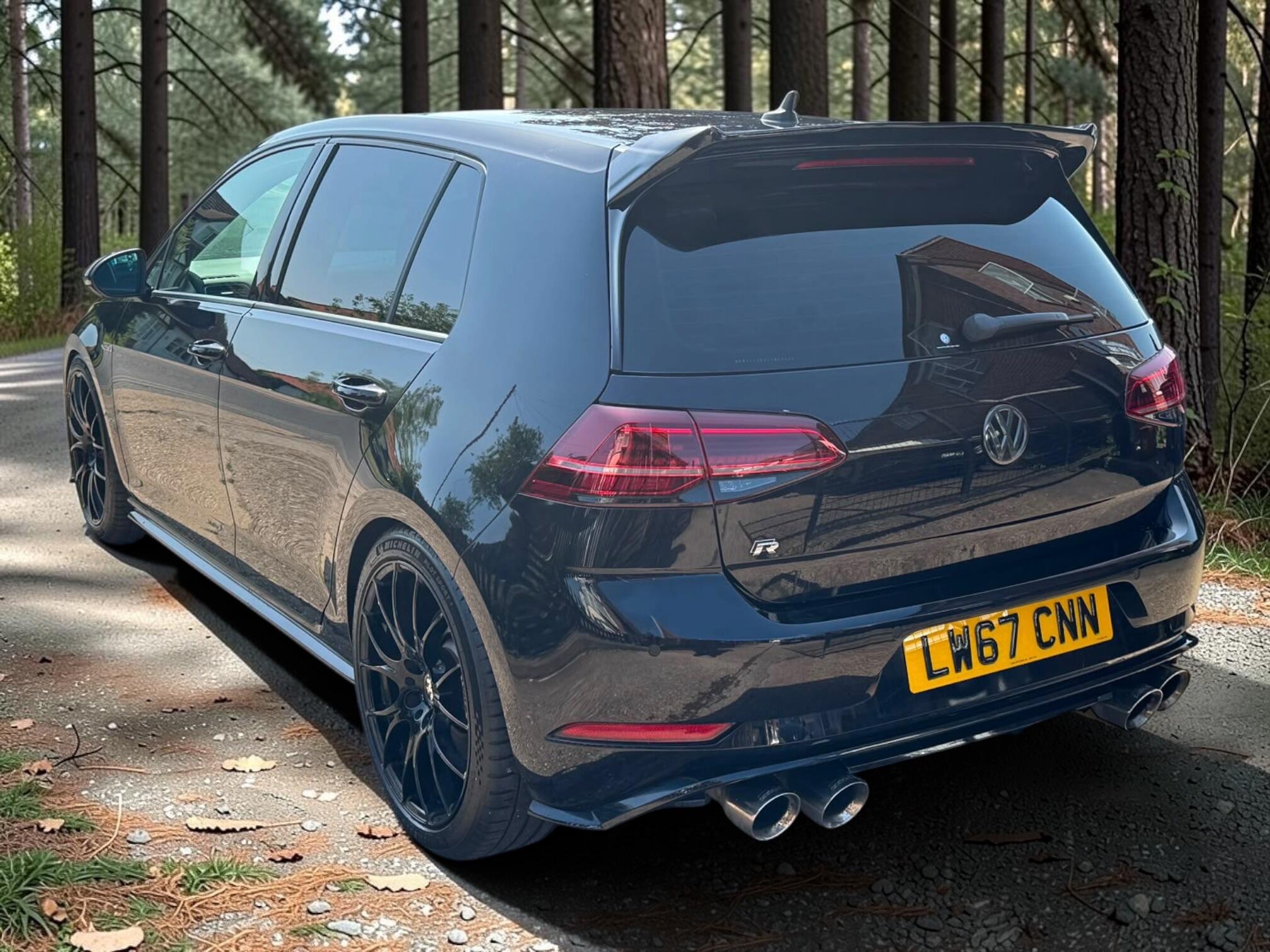 Volkswagen Golf view 24