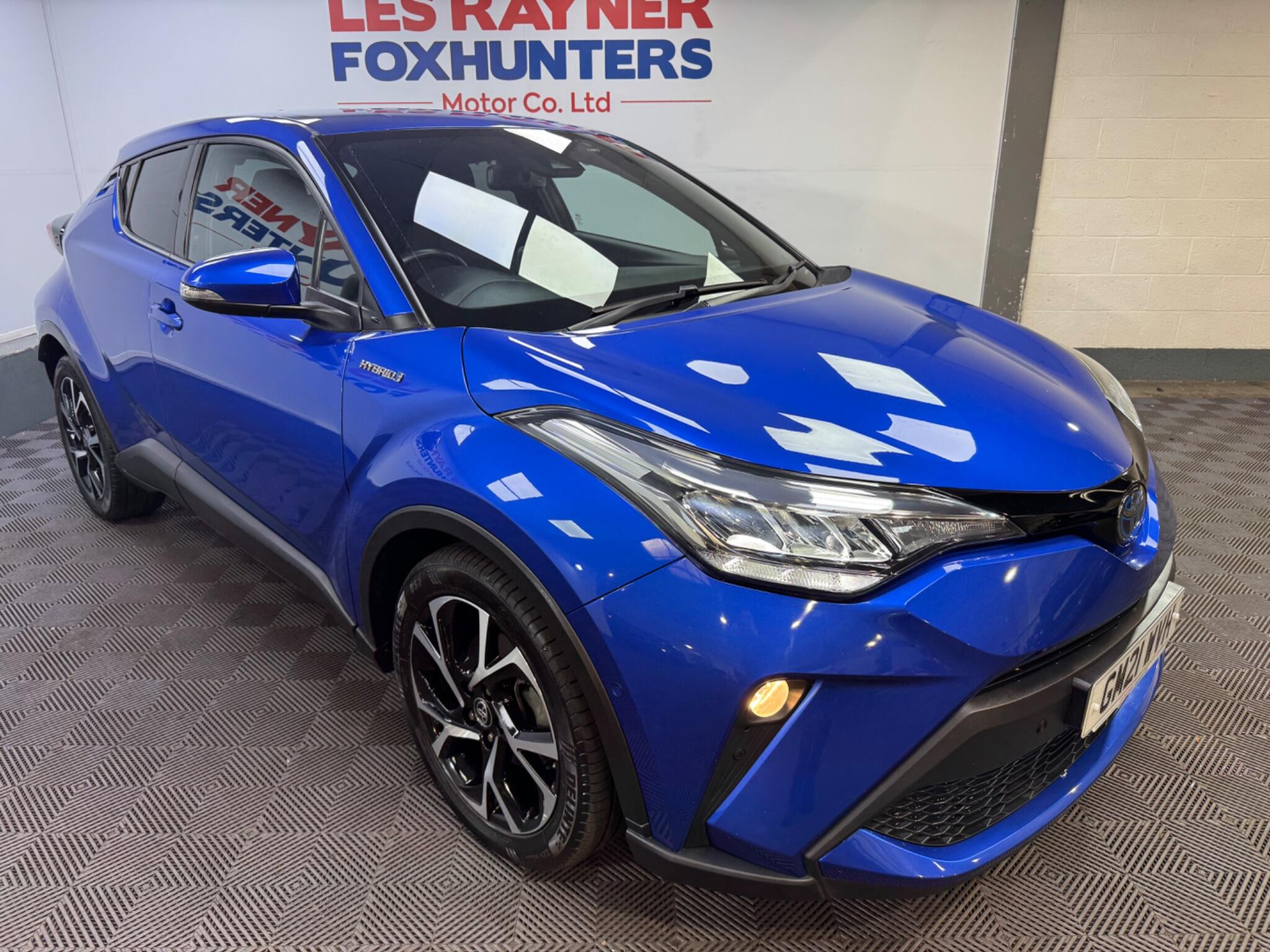 Toyota C-HR view 8