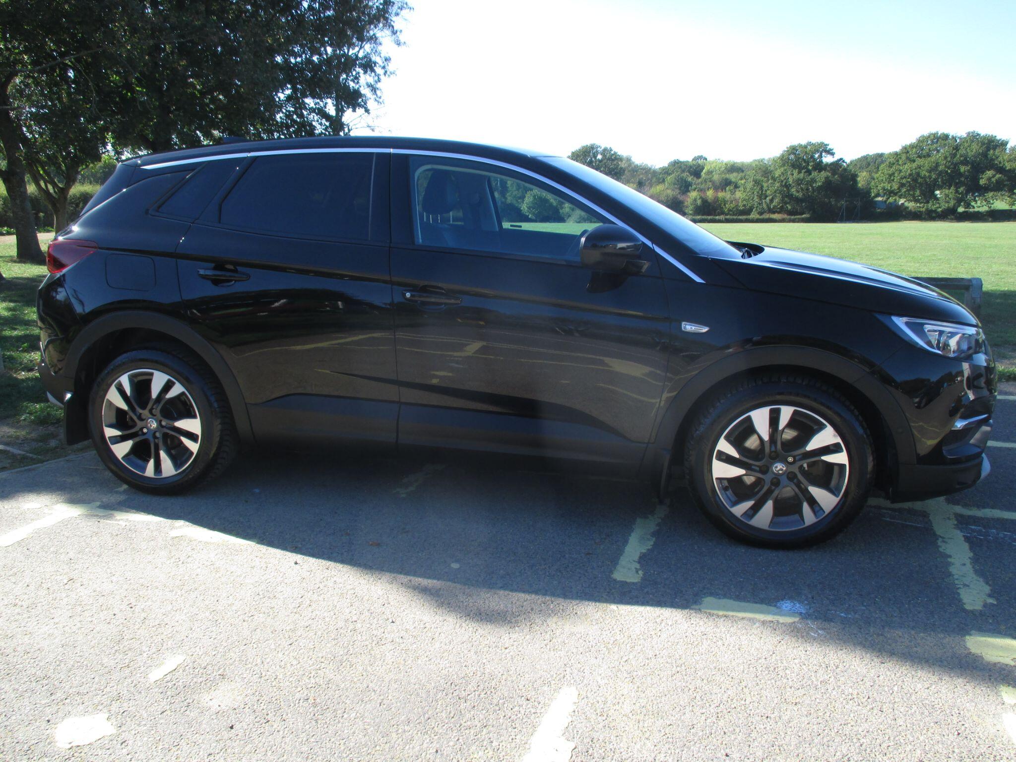 Vauxhall Grandland X view 5
