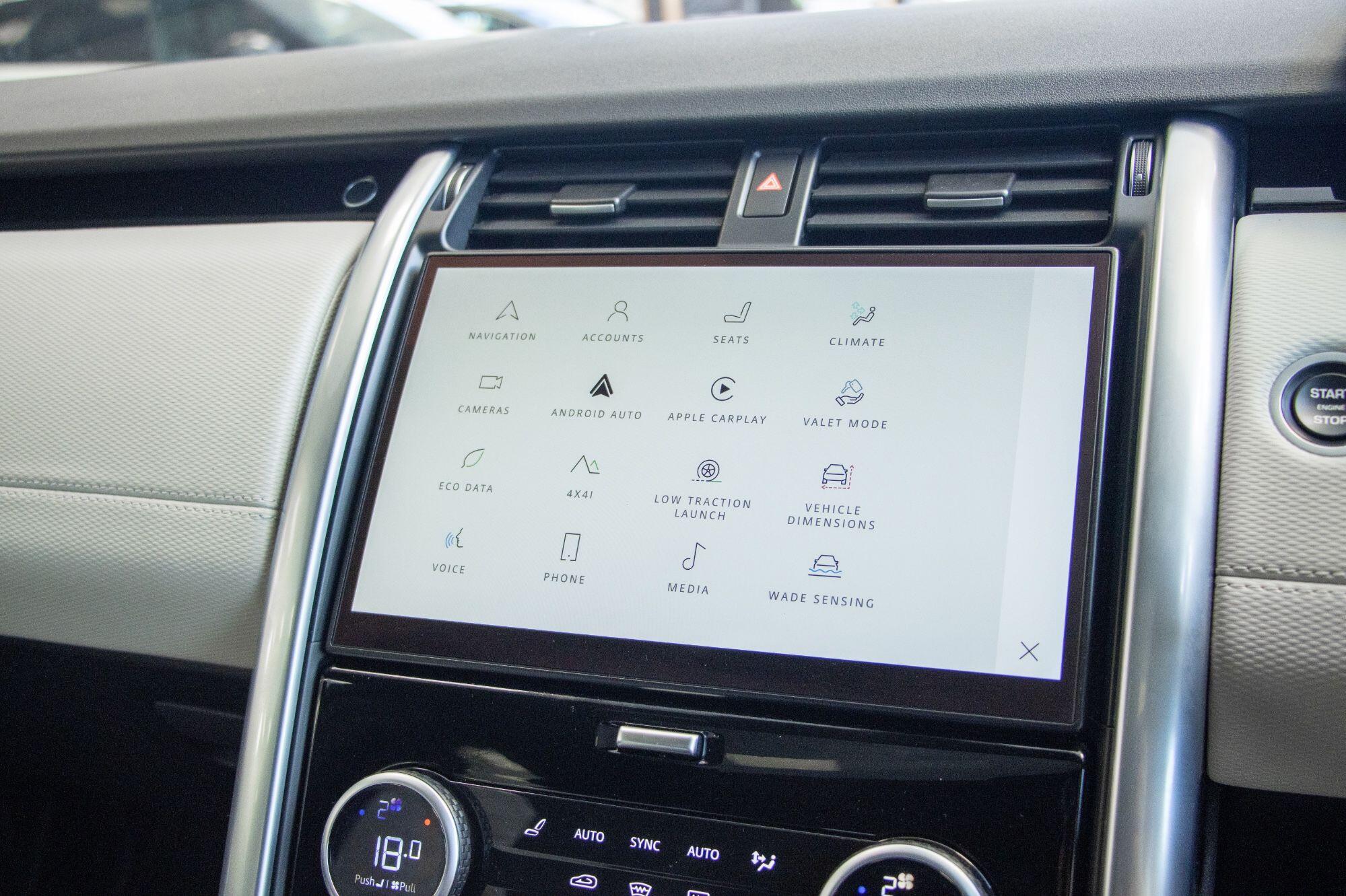 Land Rover Discovery view 52