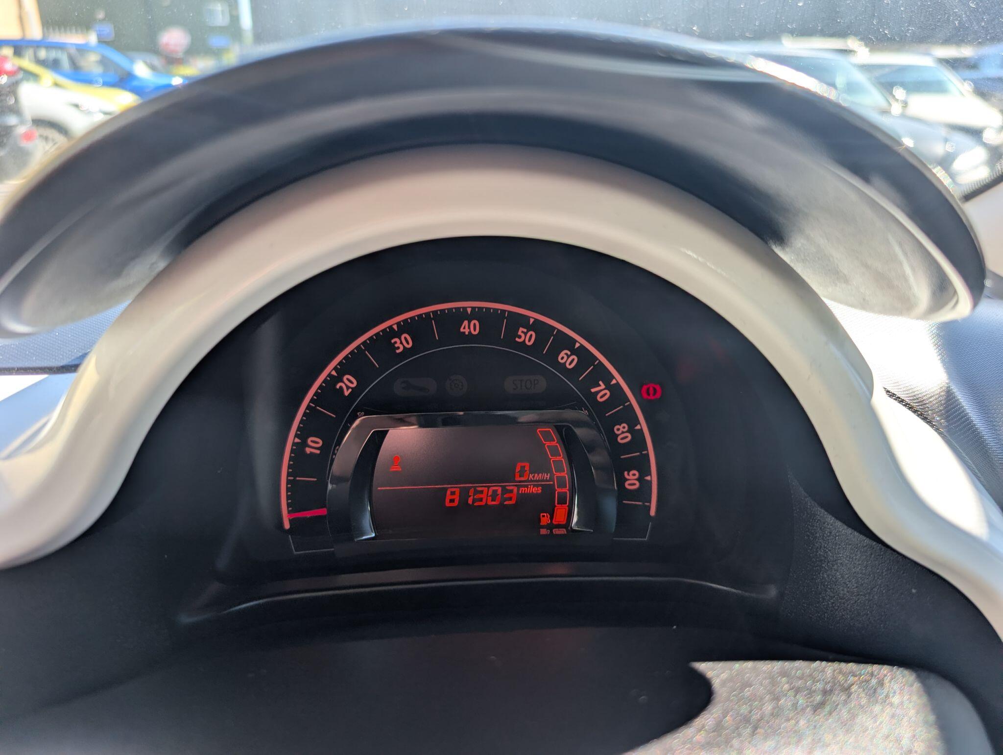 Renault Twingo view 25