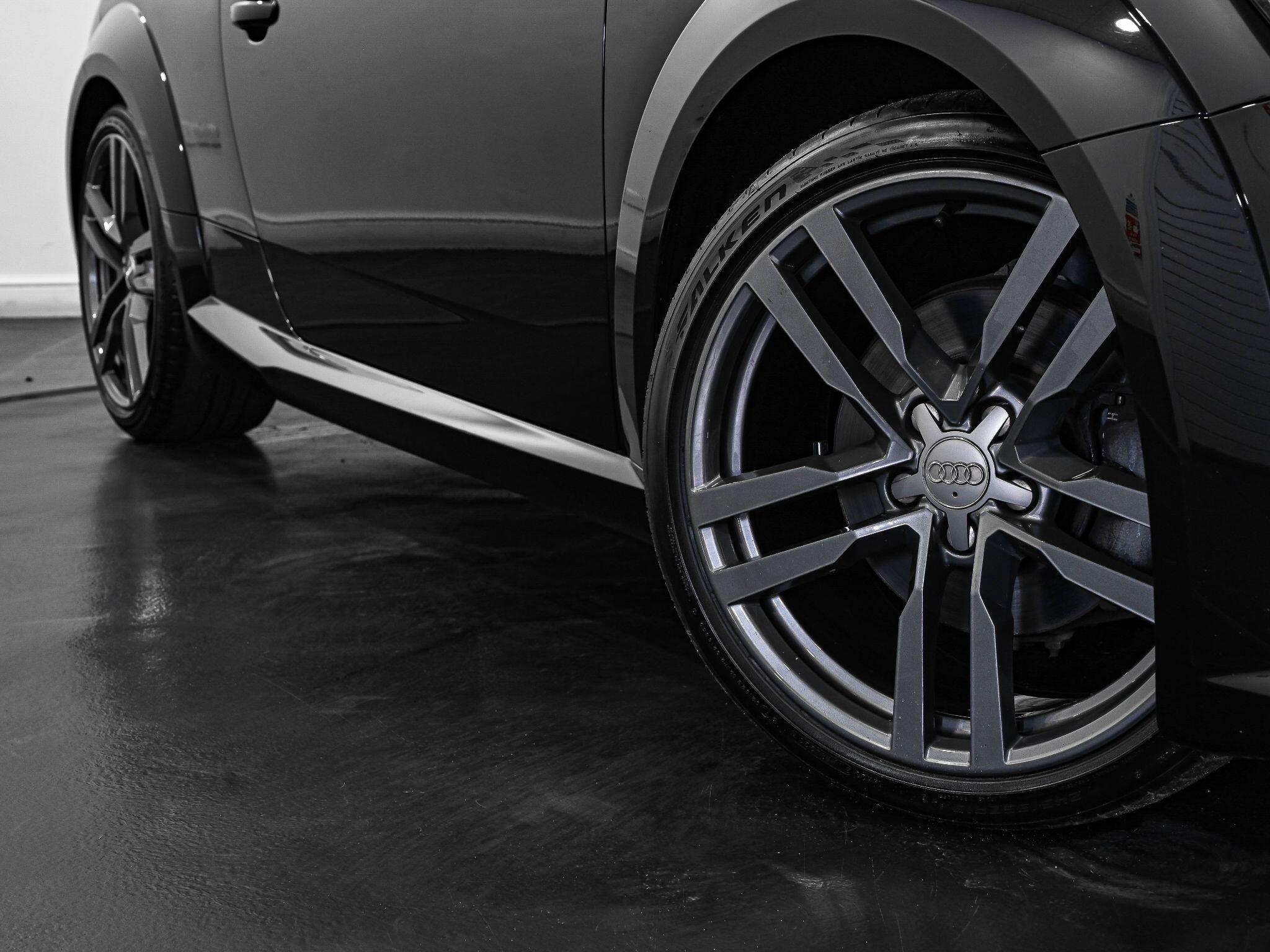 Audi TT view 15