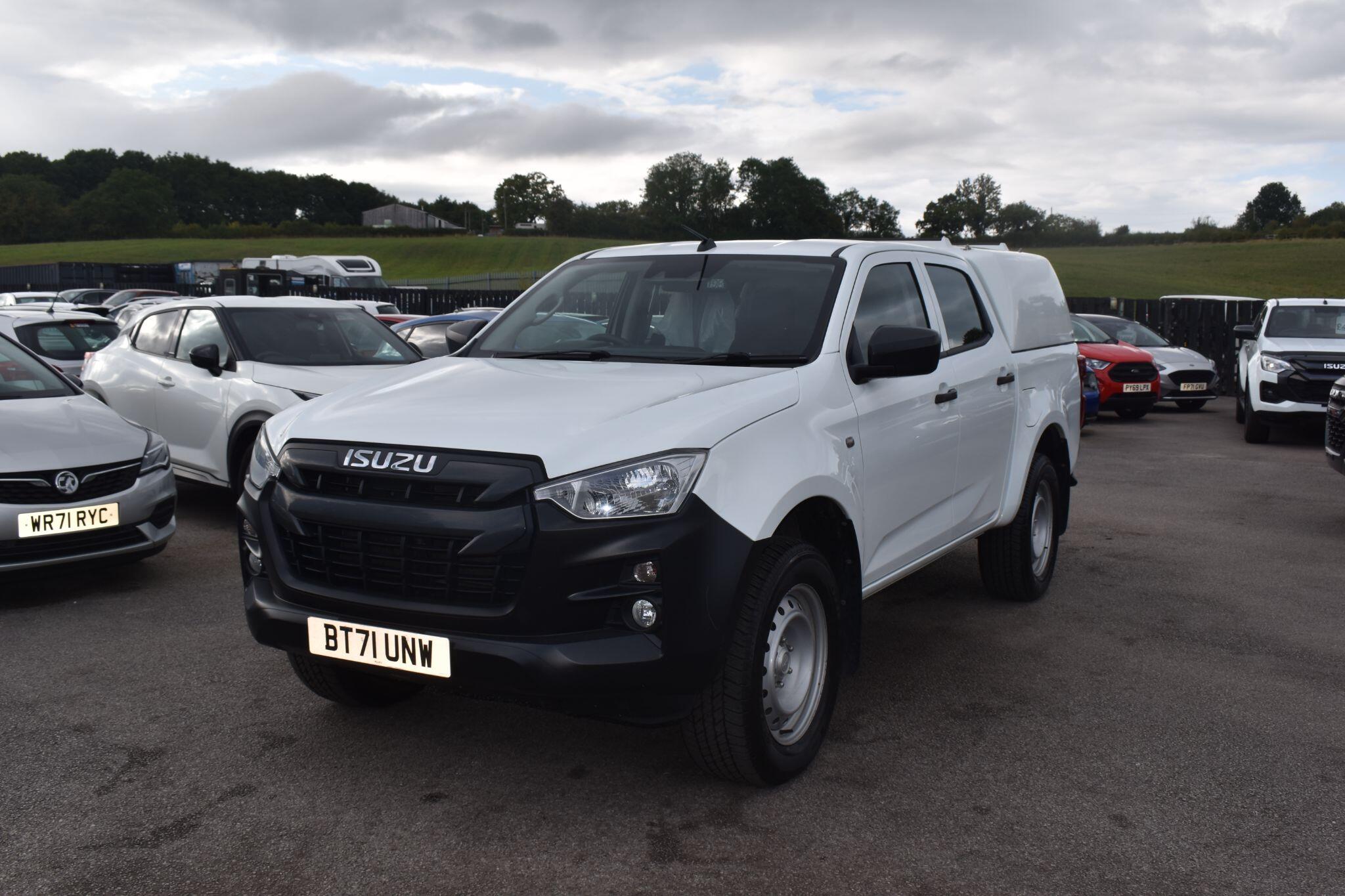 D-Max - 1.9 TD Utility 4WD Euro 6 (s/s) 4dr - Image 8